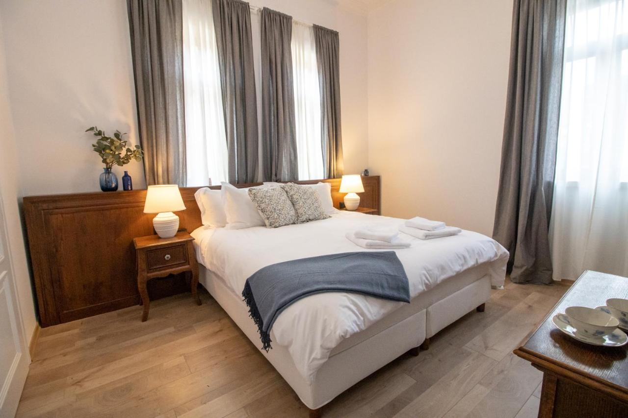 Seven Cafe & Hotel Pogradec Eksteriør billede